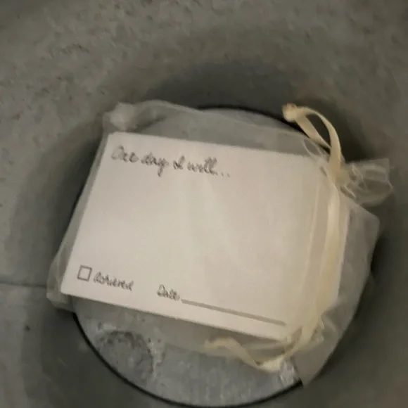 Bucket list gift NWT - Picture 6 of 6